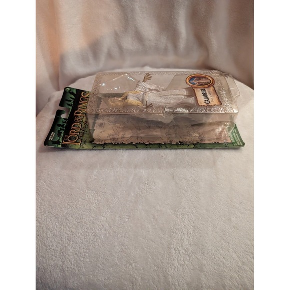 LOTR Fellowship of the Ring Galadriel Lady of Light VTG Figure Toy Biz 2003 New - Picture 4 of 6